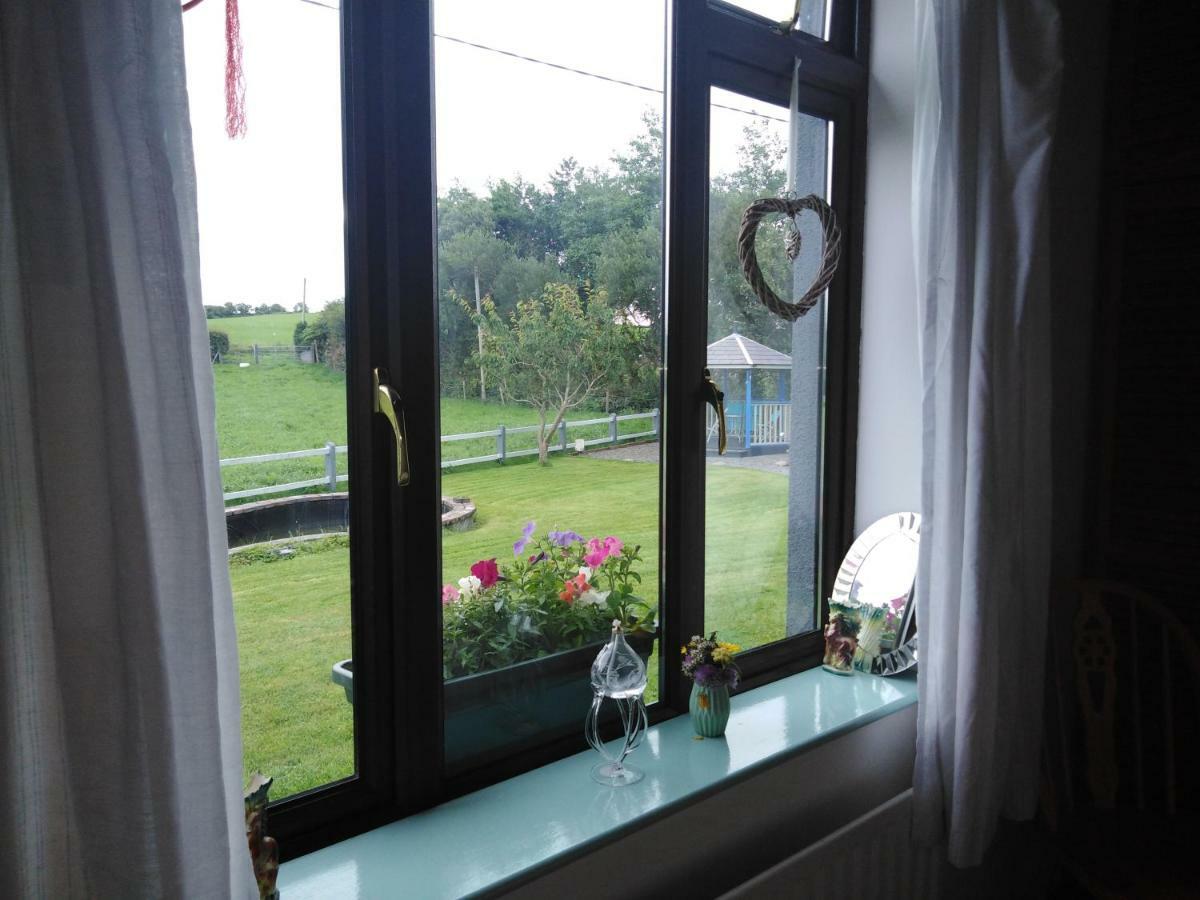 Catherine'S Lair A Quiet Peaceful Homestay Westport Exterior foto